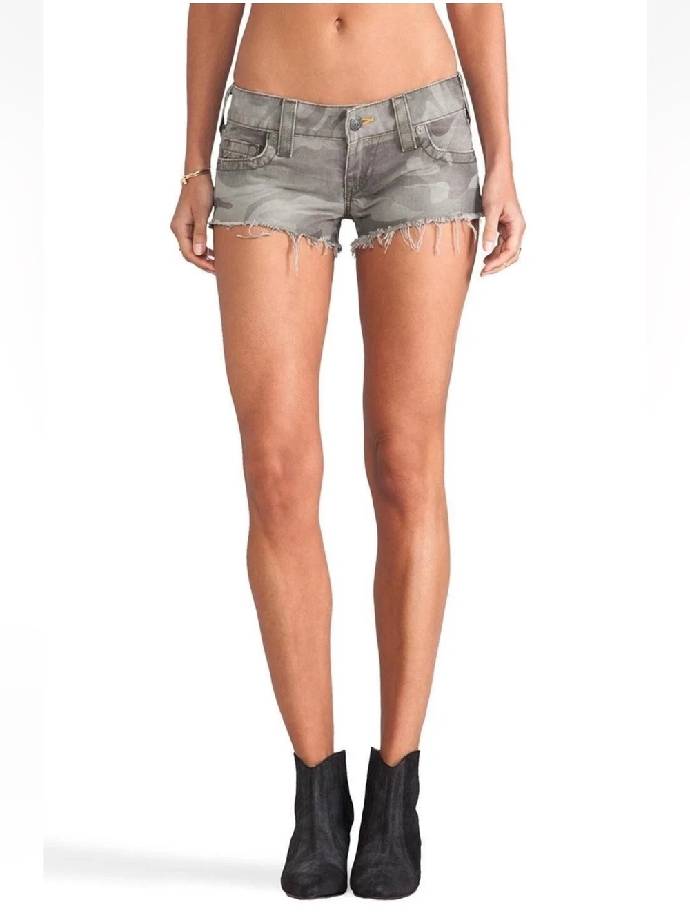 True Religion Bobby Camo Cut Off Frayed Hem Women's Denim Shorts /28/NWT
